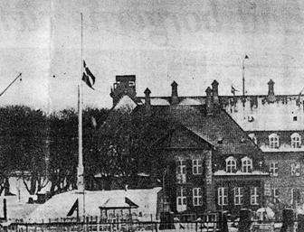 Rigets Flag på halv 5. februar 1941