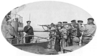 En henrettelsespeloton p krydseren HEJMDAL i 1919