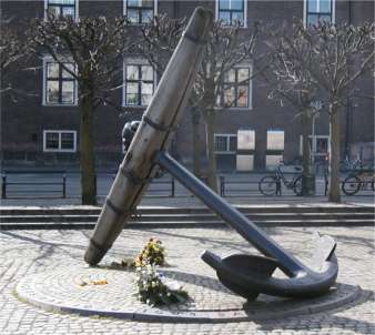 Mindeankeret (The momorial anchor) at Nyhavn
