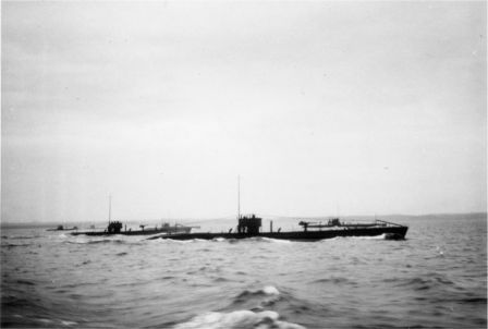 Ubådene af D-klassen sammen med ubåde af B- og C-klassen