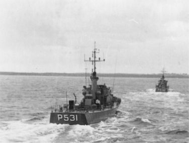 The seaward defense crafts DRYADEN (right) and HAVMANDEN