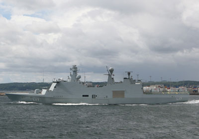 The Command & Support Ship ESBERN SNARE