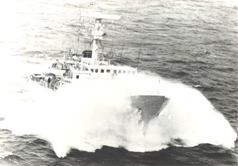 Inspektionsskibet HVIDBJRNEN ved Kap Farvel 1969