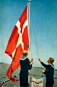The naval ensign, the "Orlogsflaget"...