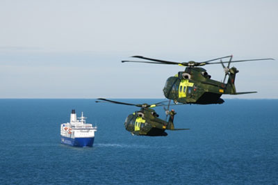 De nye EH101 redningshelikoptere deltog for frste gang i en redningsmission.
