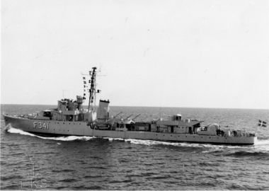 The frigate ESBERN SNARE